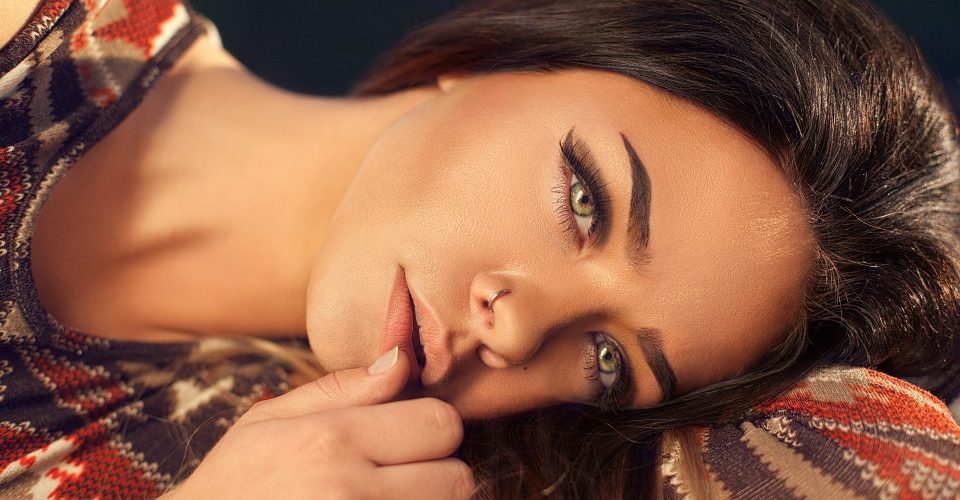 Jak działają odżywki do rzęs?