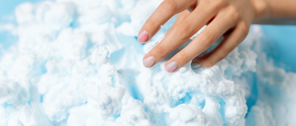 Efekt ombre na paznokciach