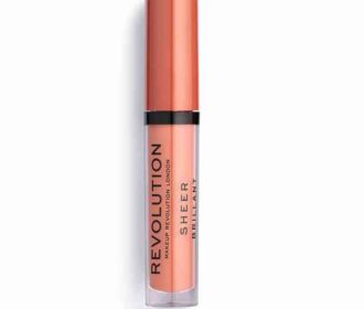 Revolution szminka – jaką szminkę wybrać na co dzień i od święta?