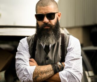 Jak pielęgnować męską brodę?